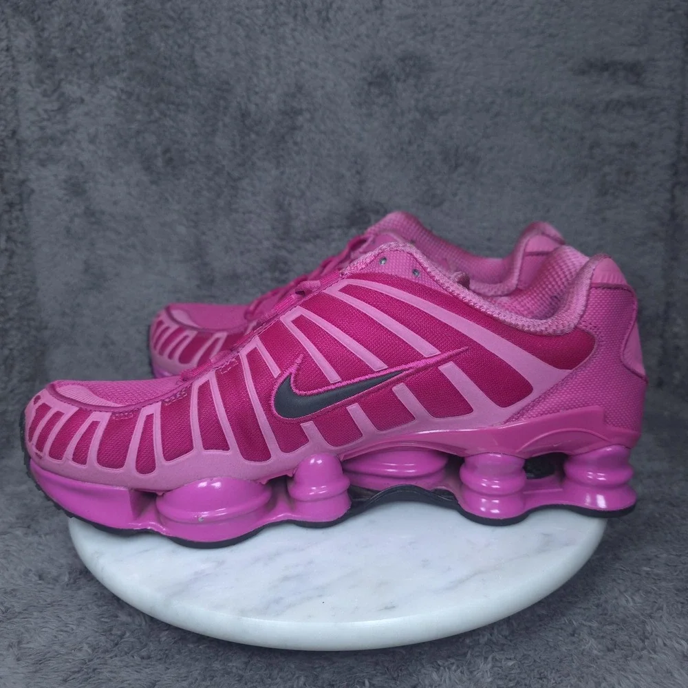 Nike Shox Shoes Mens Size 10.5 Pink Mesh Low Top Running Sneakers IH1338-600
